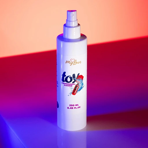Płyn antybakteryjny do zabawek erotycznych – spray, 250 ml — zdjęcie 4