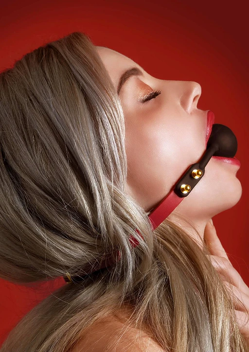 Knebel z kulką Silicone Ball Gag – czerwony, 4 cm — zdjęcie 3