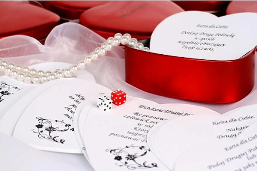 Gra erotyczna L'amour – 54 karty w metalowym pudełku — zdjęcie 3