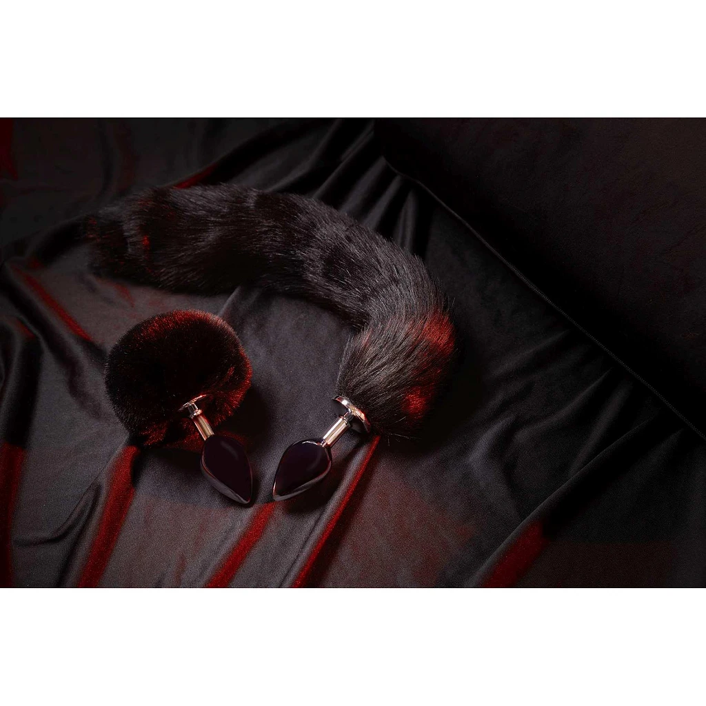 Korek analny Bunny Tail - aluminium z ogonkiem — zdjęcie 9