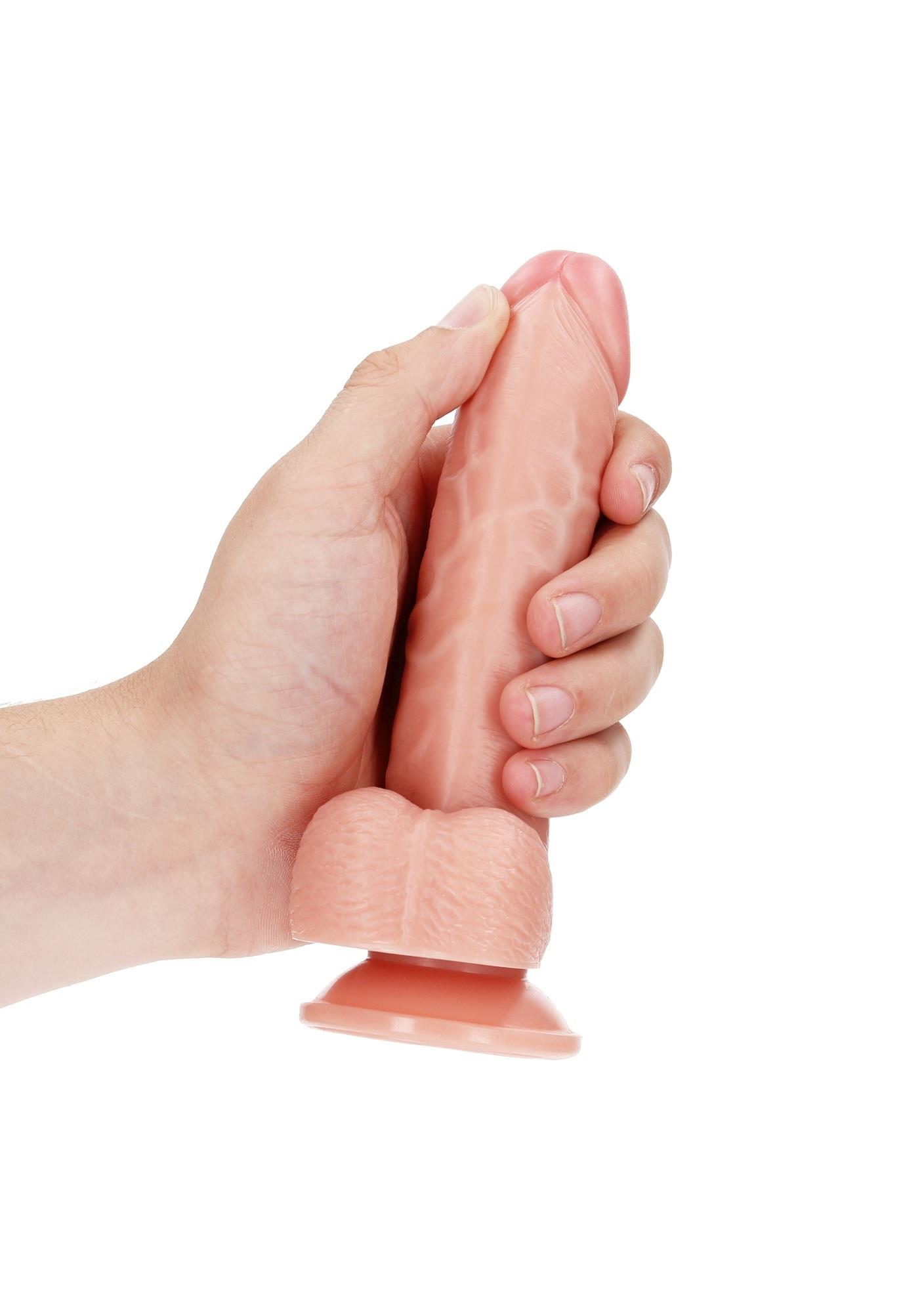 Dildo Curved Realistic z jądrami i przyssawką – 15,5 cm — zdjęcie 5