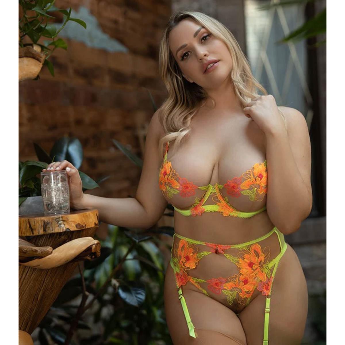 Masturbator Fleshlight Quickshot Mia Malkova – dwa wejścia — zdjęcie 8