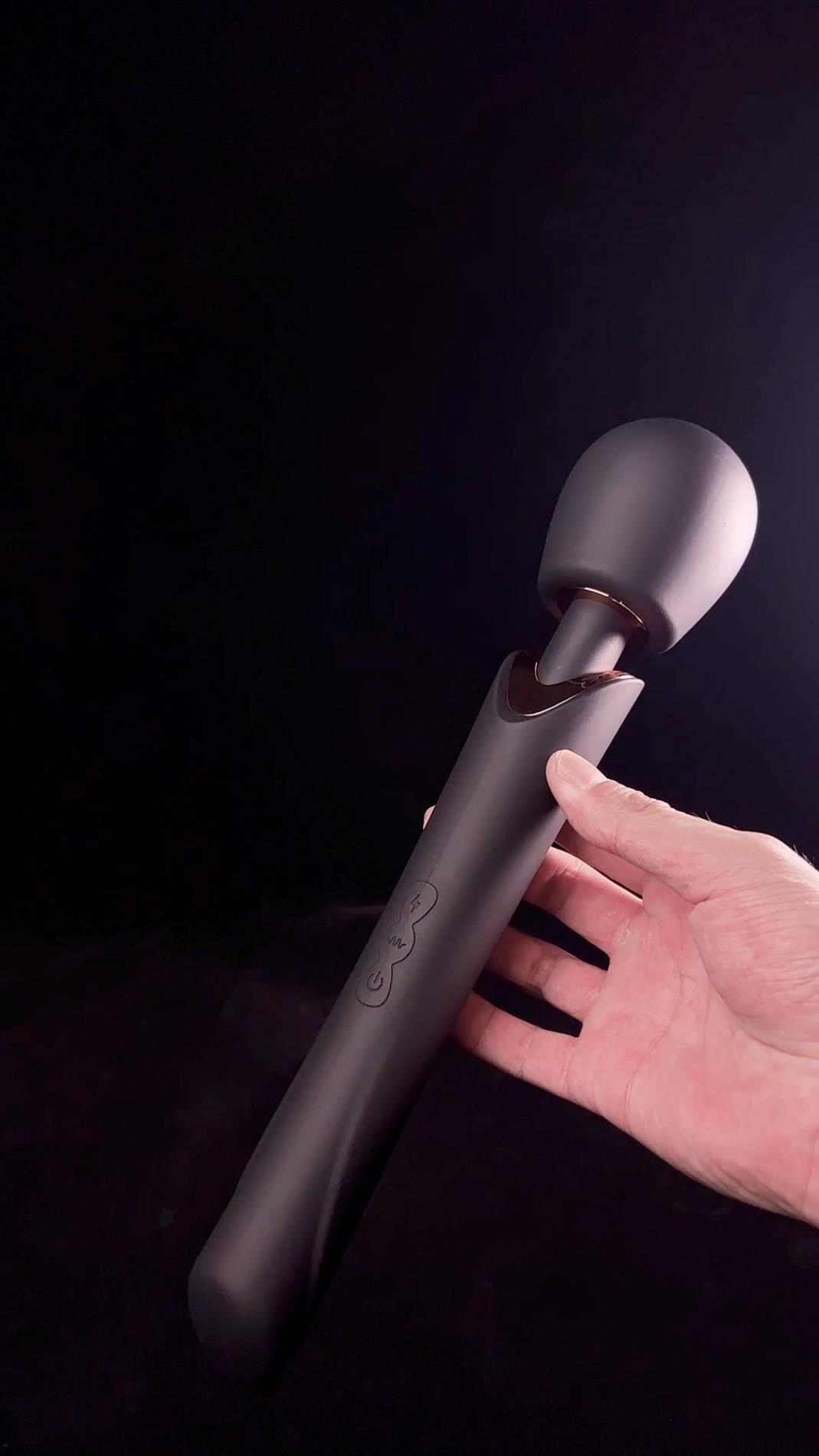 Masażer różdżka Perfect Wand Black – 30 cm, silikon — zdjęcie 9