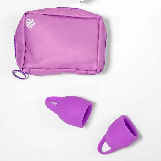 Kubeczki menstruacyjne Tulip - zestaw 15 i 20 ml z etui — zdjęcie 2