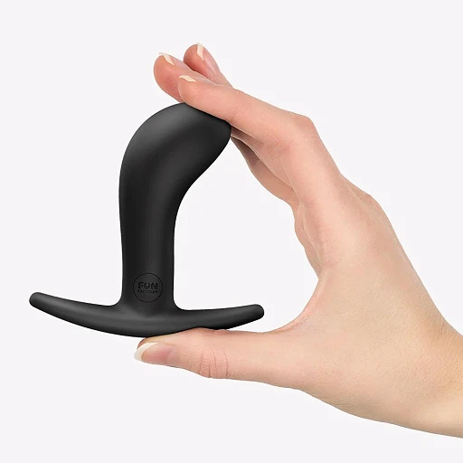 Korek analny Bootie M – silikon, czarny, wygodny kształt — zdjęcie 4